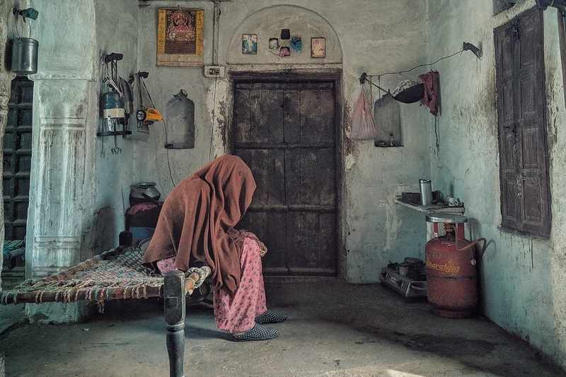 Old age, Loneliness, Room, Woman